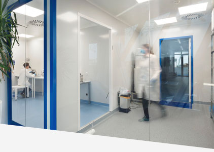 Laboratoře v Innocrystalu Praha Laboratoře v Innocrystalu Praha