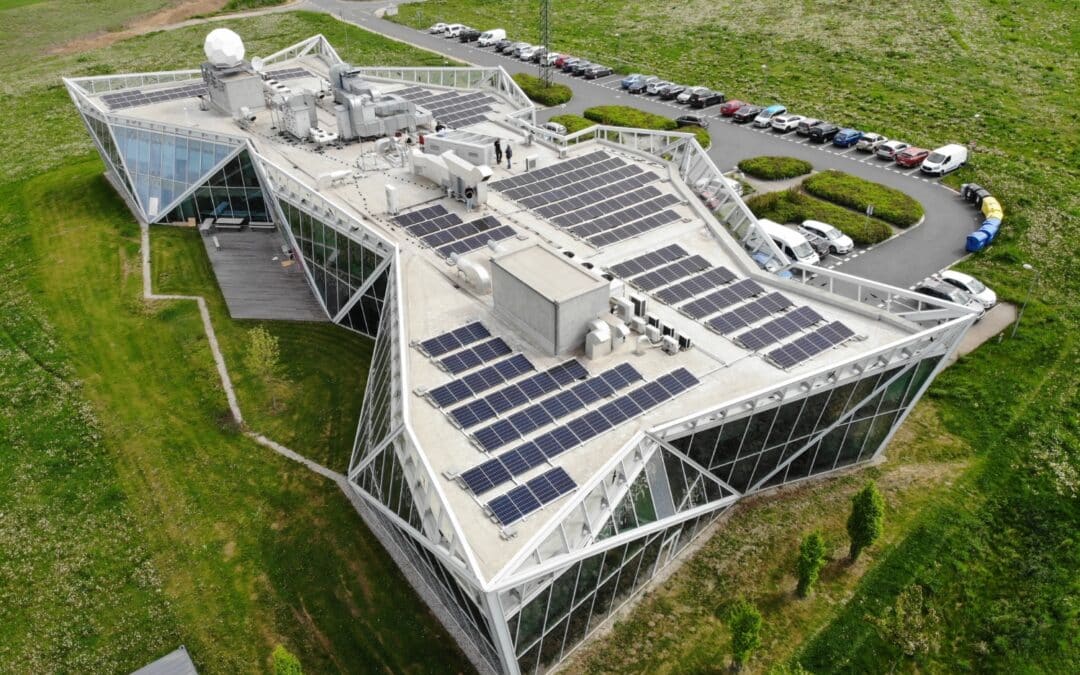Photovoltaic power plant on the roof of InnoCrystal